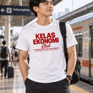 Alternative view of Airport.id “Kelas Ekonomi Club” Travel T-Shirt